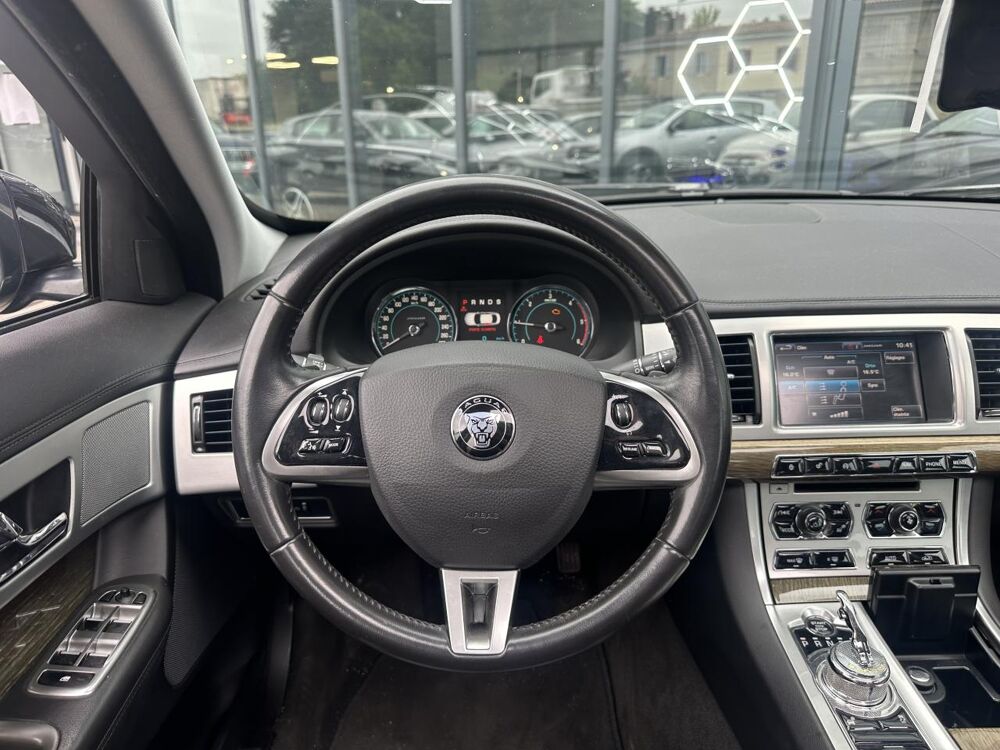 XF 2.2 D - BVA Stop/Start - Luxe Premium - GARANTIE 12 MOIS 2015 occasion 33450 Montussan