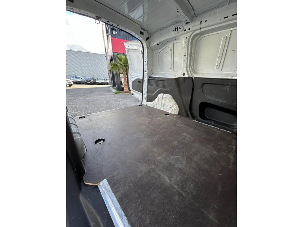 Partner 3 PLACES BLEUHDI 100ch PREMIUM STANDARD 1000KG 2022 occasion 44700 Orvault