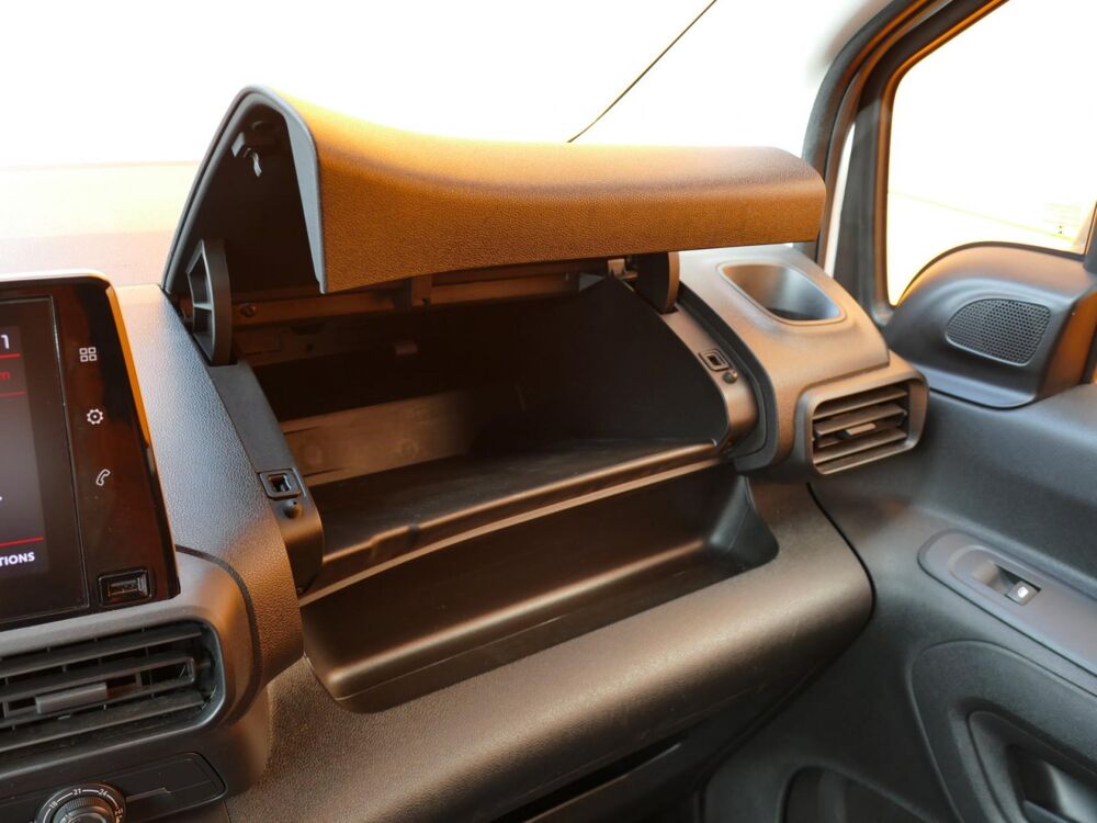 Berlingo III VAN BLUEHDI M 130 CLUB - BV EAT8 & PACK EXTENSO 2022 occasion 77090 Coll&eacute;gien