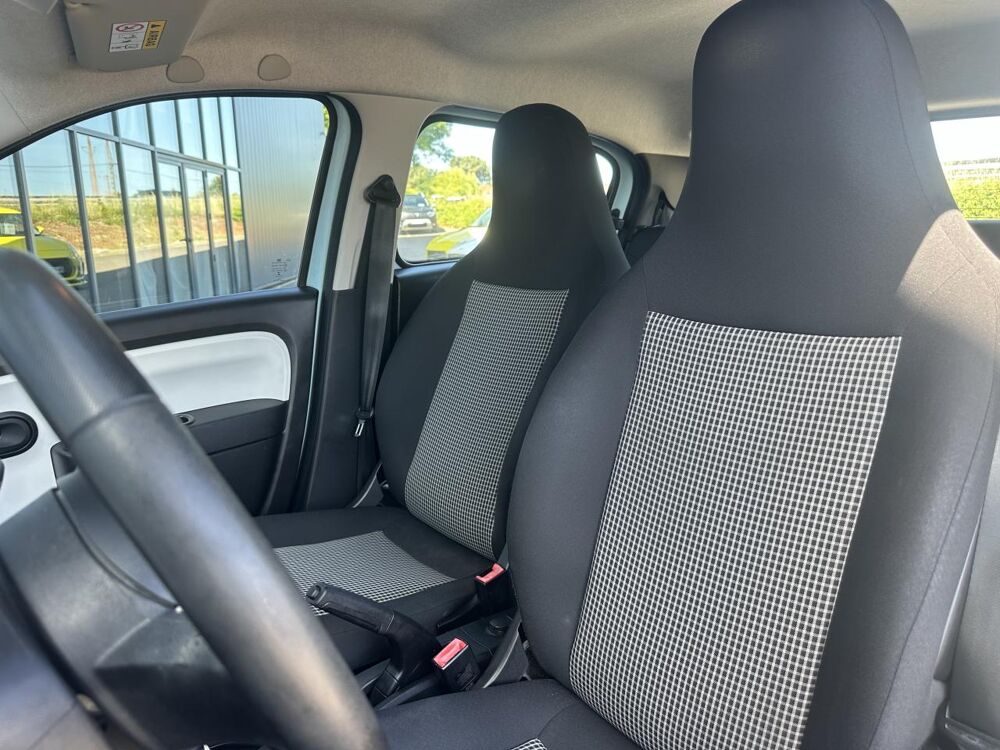 Twingo 1.0 SCe - 70 E6C Bo&icirc;te courte III BERLINE Life 2 PHASE 1 - 2018 occasion 33450 Montussan