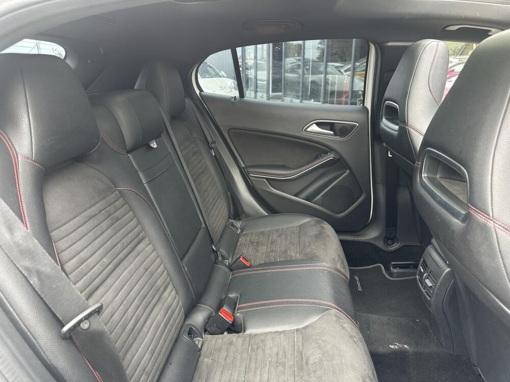 Classe GLA GLA 200 d - BV 7G-DCT - BM X156 Fascination PHASE 2 2018 occasion 33450 Montussan