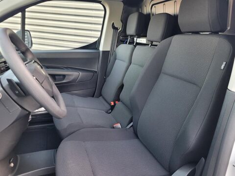 Berlingo Fgtte M 650kg BlueHDi 130 EAT8 3pl  CarPlay  Moduwork  Pl 2026 occasion 34190 Ganges