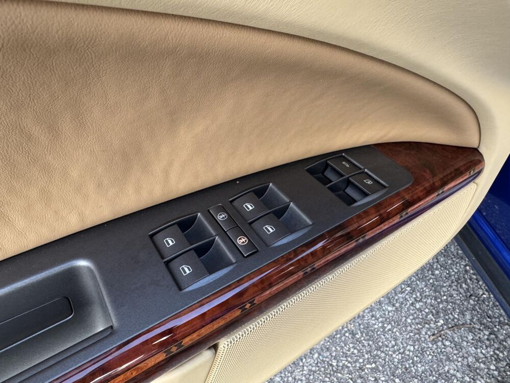Phaeton 4.2i V8 - 335 - BV Tiptronic LIMOUSINE 4pl 4Motion / INDIVI 2008 occasion 78300 Poissy