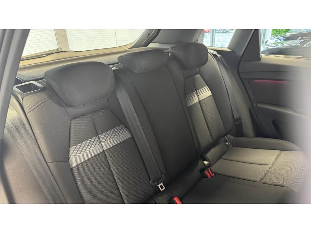Q4 35 e-tron - Si&egrave;ges chauffants - CarPlay 2022 occasion 60740 Saint-Maximin