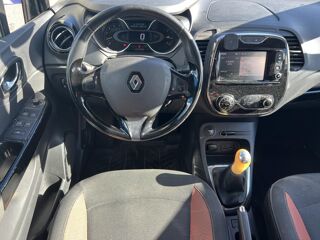 Captur 1.5 dCi - 90 Helly Hansen (Suivi Complet) 2014 occasion 49070 Beaucouz&eacute;