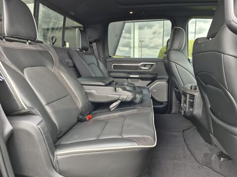 RAM 1500 CREW LAIE SPORT NIGHT EDITION AIR BOX HAYON MULTI 2025 occasion 91830 Le Coudray-Montceaux