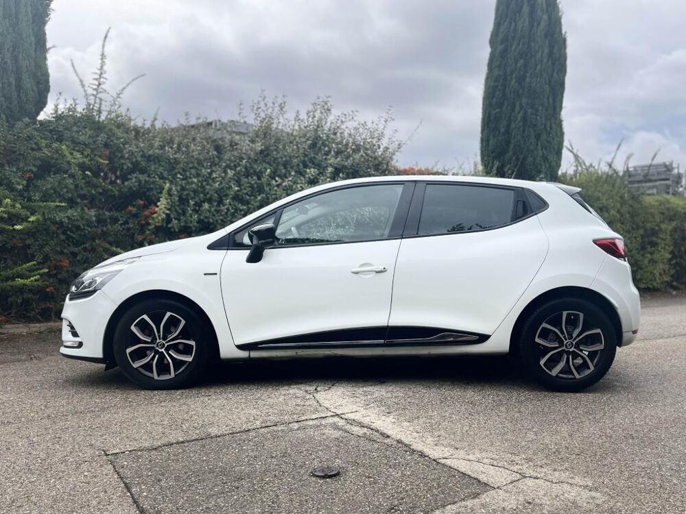 Clio 1.2 TCE 120ch - CLIM - BLUETOOTH - REGULATEUR 2017 occasion 13760 Saint-Cannat
