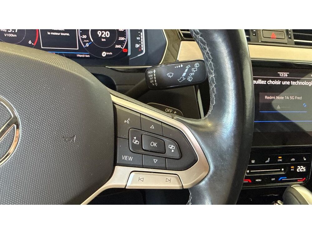 Passat SW 2.0 - 150 - BREAK Elegance / ATTELAGE / CARPLAY / TOIT O 2021 occasion 17600 Saujon