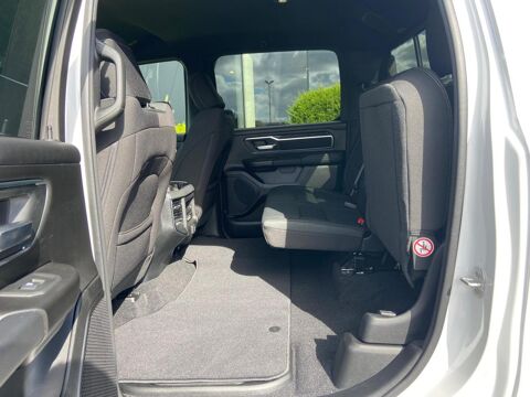 RAM 1500 CREW CAB BIGHORN NIGHT EDITION 2025 occasion 91830 Le Coudray-Montceaux