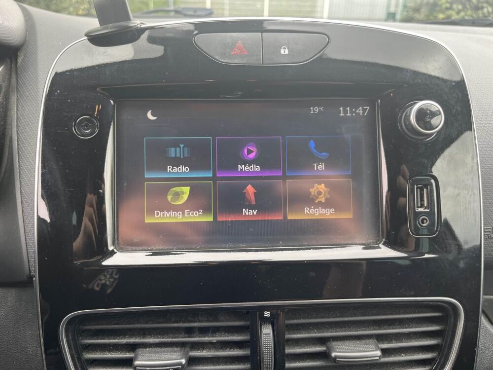 Clio 1.2 TCE 120ch - CLIM - BLUETOOTH - REGULATEUR 2017 occasion 13760 Saint-Cannat