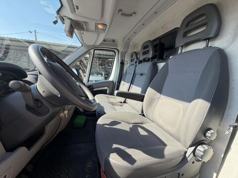 Boxer Pack CD Clim 333 L3H2 2.2 HDi - 120 III FOURGON TOLE Fourgo 2010 occasion 19100 Brive-la-Gaillarde