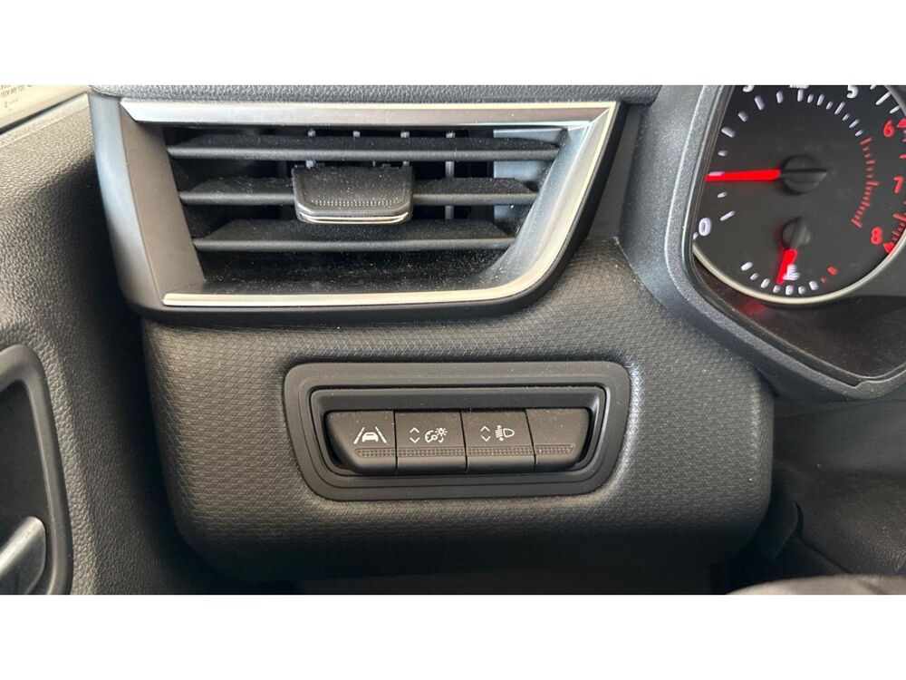 Clio 1.0 Tce - 90 ch V Equilibre / CARPLAY / SUIVI FACTURES / CLI 2023 occasion 17600 Saujon