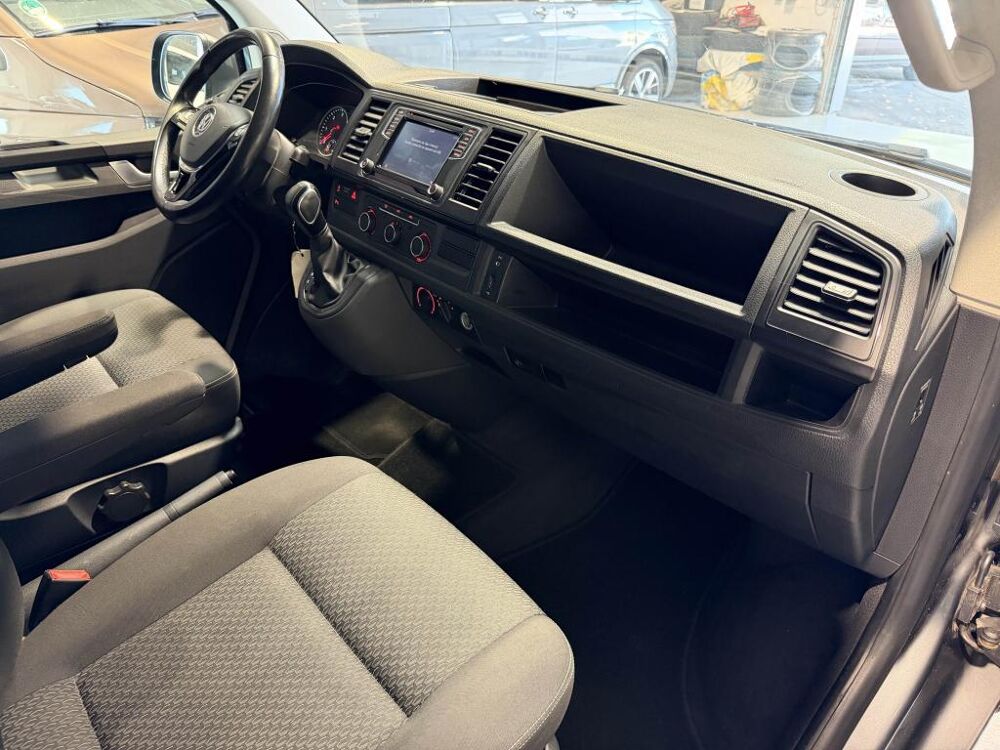 MULTIVAN T6 2.0 TDI 150 BEACH 7P DSG7 2017 occasion 26000 VALENCE