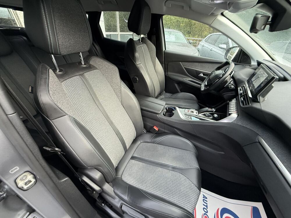 3008 Hybrid - 225 - BV e-EAT8 Allure Pack TVA RECUPERABLE + GPS + 2021 occasion 19100 Brive-la-Gaillarde