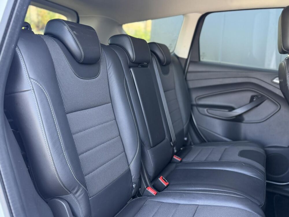 Kuga 2.0 TDCi 150 Titanium 2016 occasion 35300 Foug&egrave;res