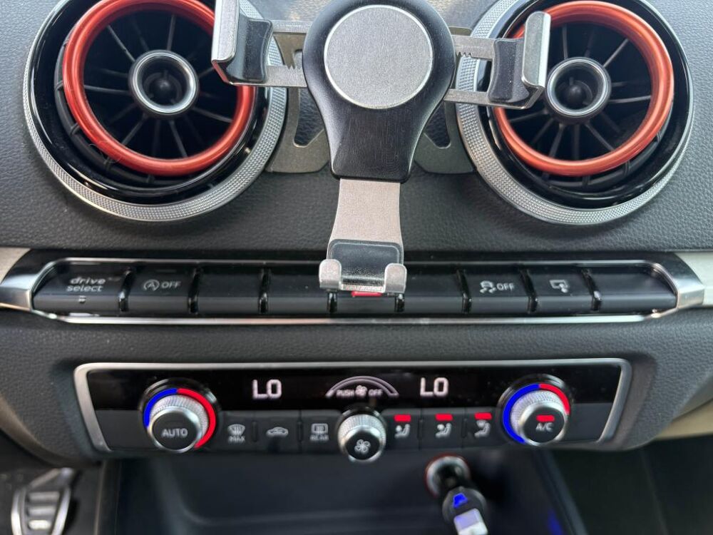S3 Quattro 2.0 TFSI - 300 COUPE 2014 occasion 78760 Jouars-Pontchartrain