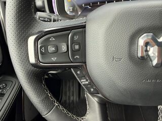 RAM 1500 CREW CAB SPORT NIGHT EDITION V8 2026 occasion 91830 Le Coudray-Montceaux