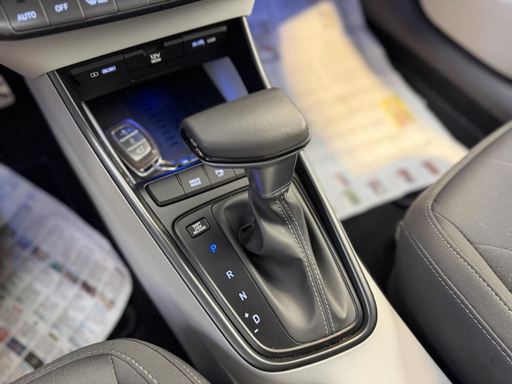 Bayon 1.0 T-GDI 100CH HYBRID MHEV 48VOLT CREATIVE DCT BVA GARANTIE 2024 occasion 16000 Angoul&ecirc;me