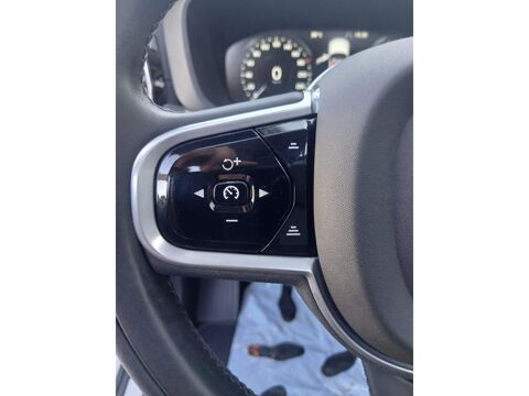 XC60 B4 Micro-Hybride Diesel / 197 Ch / BVA Geartronic / Finitio 2021 occasion 50640 Le Teilleul