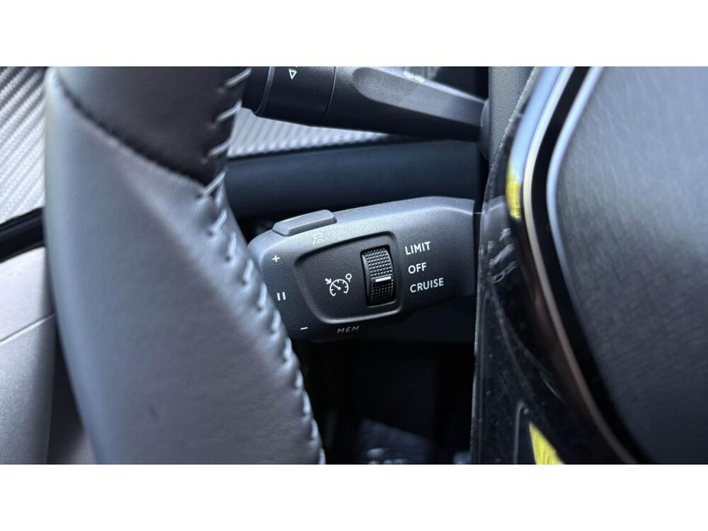2008 1.2i Hybrid 145 Allure +PK DRIVE+360&deg;+KEYLESS+PK NAV 2026 occasion 81580 Soual