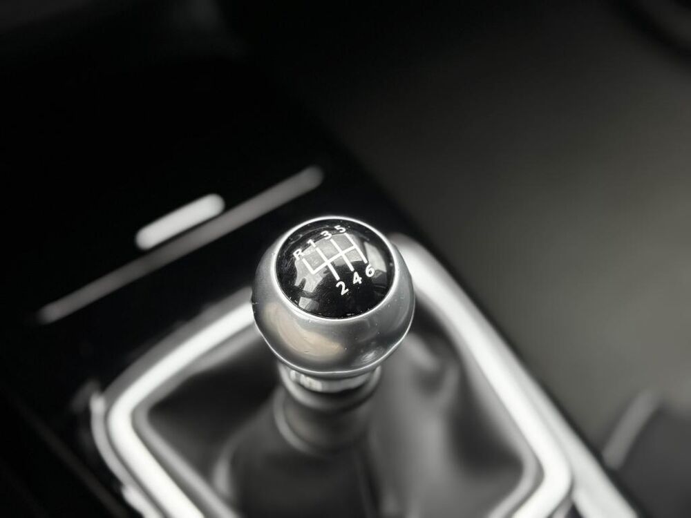 Laguna III - 2.0l dCi - 130ch - BVM 6 - Bose Edition Phase 2 2011 occasion 76710 Eslettes