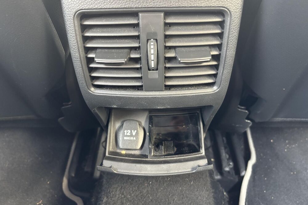 Classe A Mercedes-Benz A 180 D BVA - CarPlay - Cam&eacute;ra de recul 2013 occasion 78760 Jouars-Pontchartrain