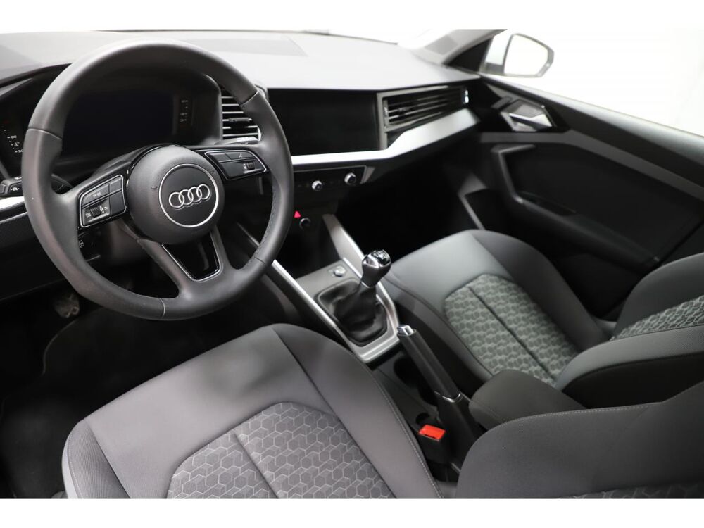 A1 1.0 25 TFSI 95 Design 2025 occasion 06550 La Roquette-sur-Siagne
