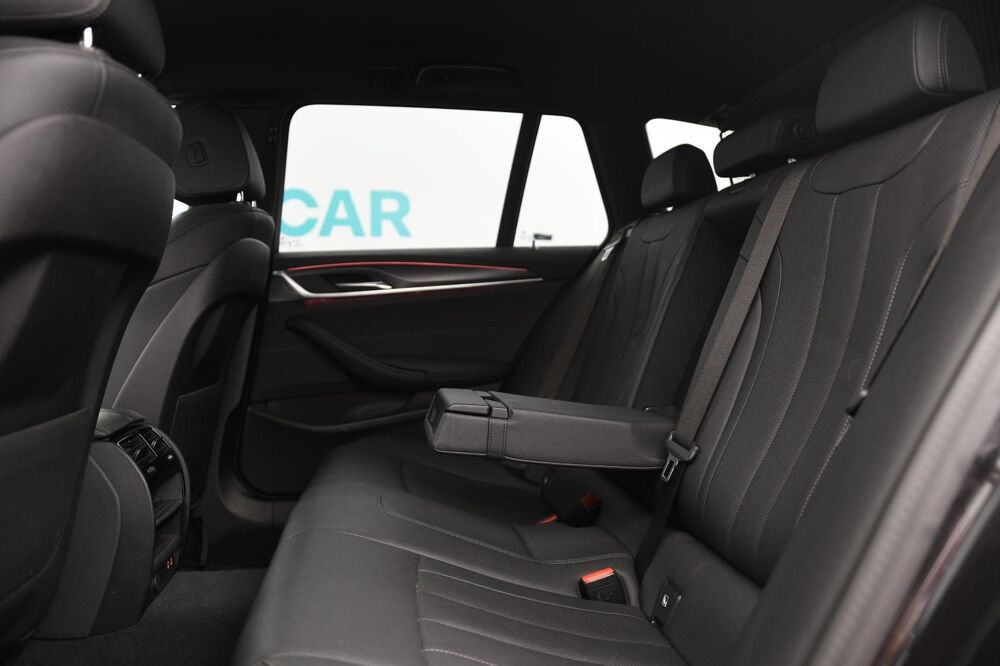 S&eacute;rie 5 Touring 518d 150 ch BVA8 M Sport SUIVI BMW 2023 occasion 33620 Cavignac