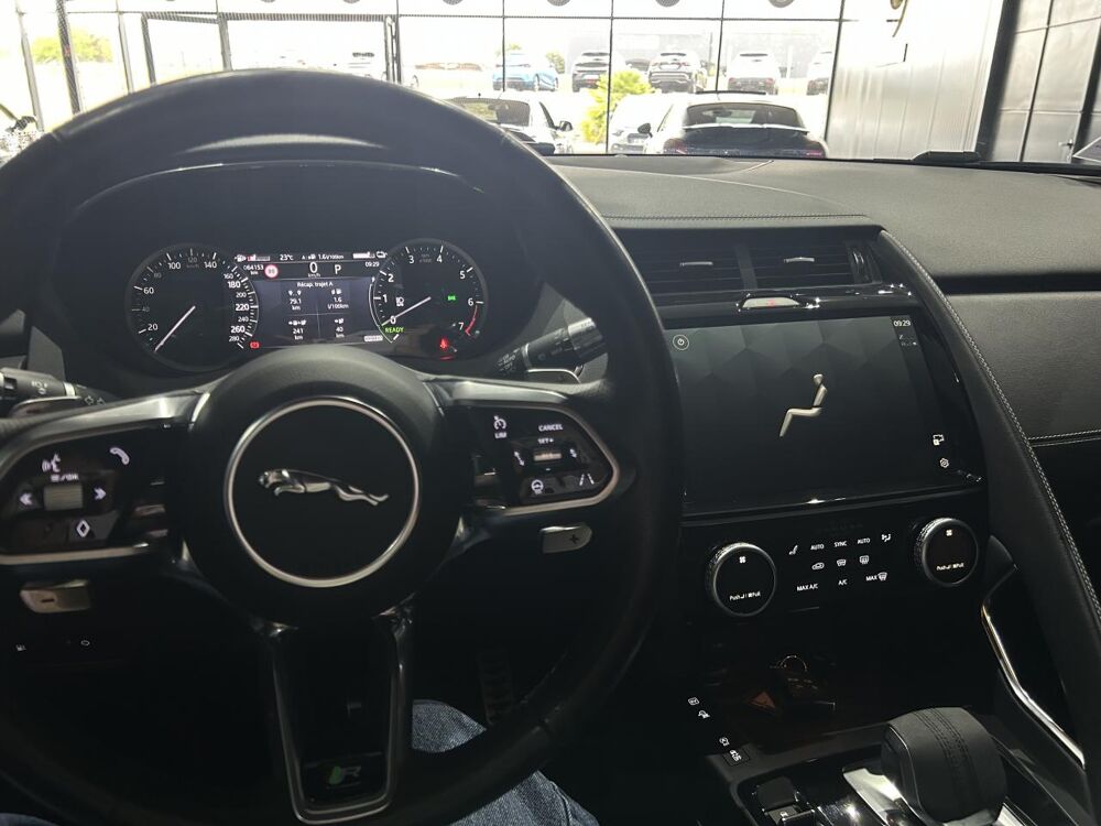 E-PACE P300e - PHEV - BVA - Stop/Start - AWD R-Dynamic Black Editi 2022 occasion 47200 Saint-Pardoux-du-Breuil