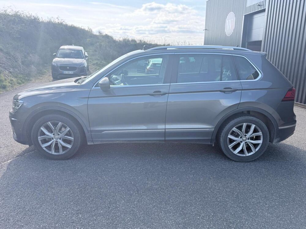 Tiguan 2.0 TDI 150 BLUEMOTION CARAT DSG BVA PANO/CAMERA/ACC/AMBIANC 2019 occasion 42170 Saint-Just-Saint-Rambert