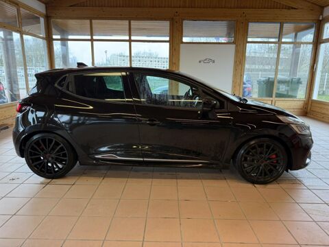 Clio 1.6 Energy - 220 - BV EDC IV BERLINE R.S. Trophy PHASE 2 2016 occasion 33700 M&eacute;rignac