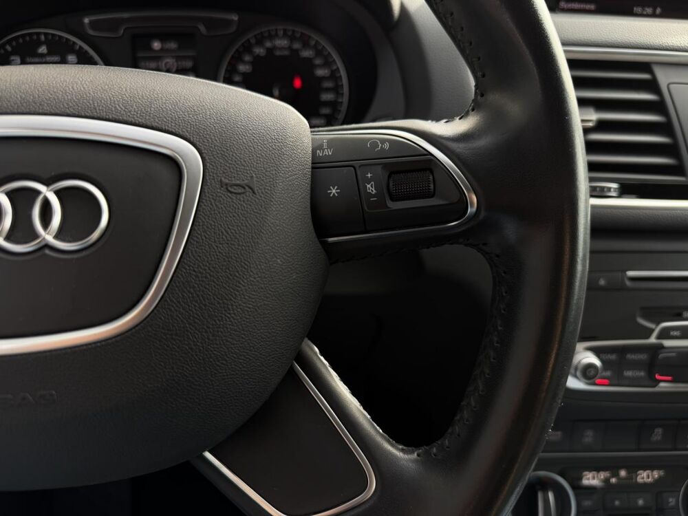 Q3 2.0 TFSI 220 Quattro S-Tronic Ambiente 2015 occasion 35300 Foug&egrave;res