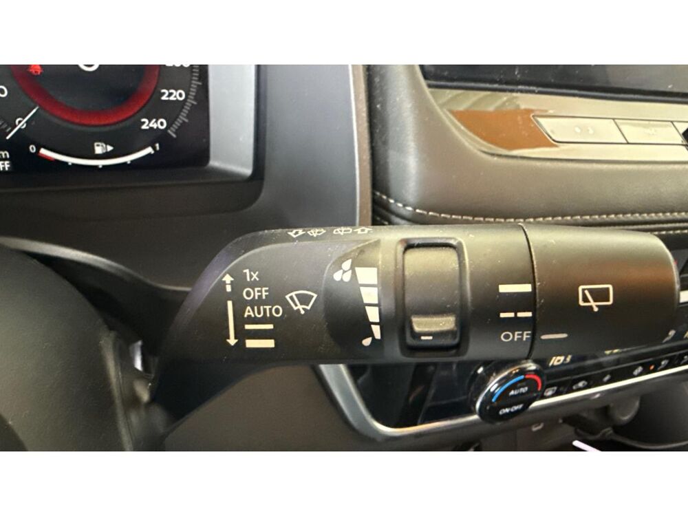 Pixo 1.5 e-Power 204 - BVA N-Connecta / ATTELAGE / CARPLAY / CAM 2023 occasion 17600 Saujon
