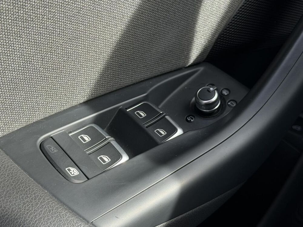 Q3 2.0 TFSI 220 Quattro S-Tronic Ambiente 2015 occasion 35300 Foug&egrave;res