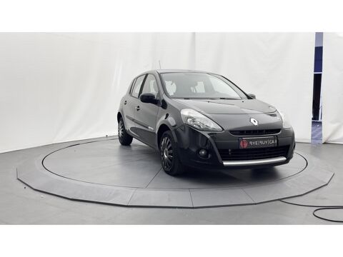 Clio 1.2 75ch TomTom - GARANTIE 12 MOIS 2012 occasion 33130 B&egrave;gles