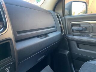 RAM 1500 CREW SPORT BLACK PACKAGE 2018 occasion 91830 Le Coudray-Montceaux