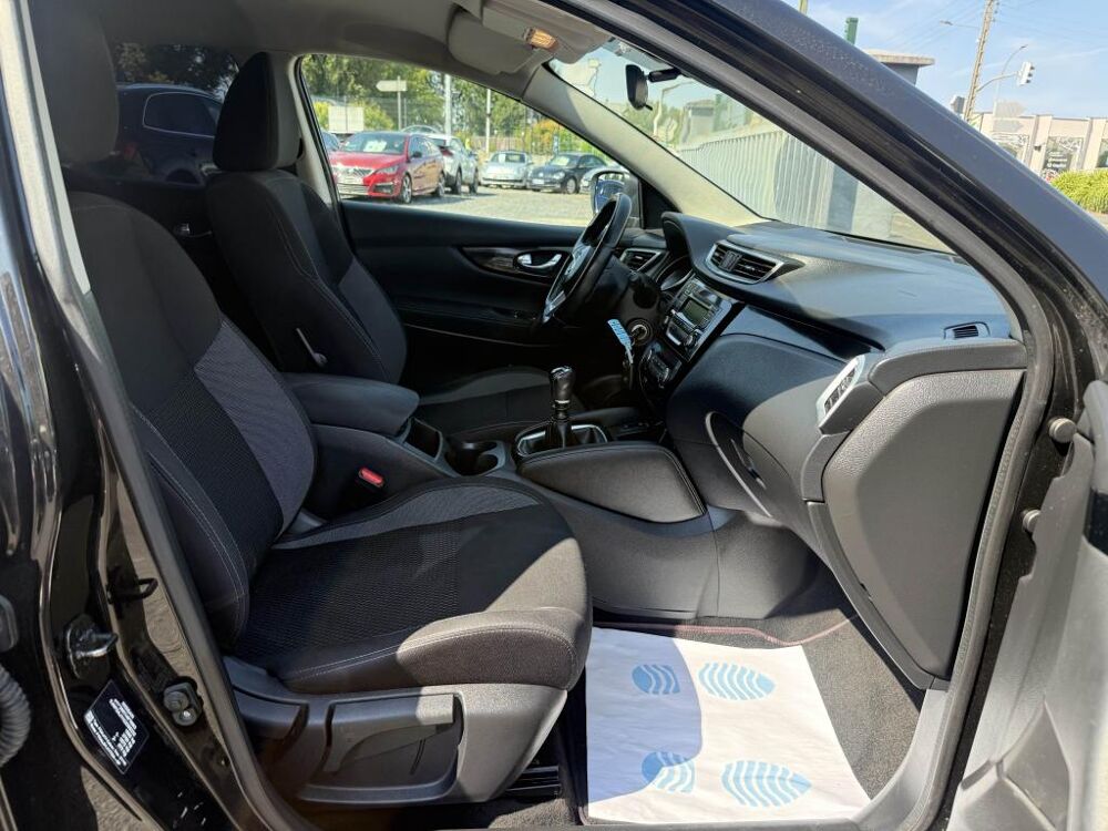 Qashqai 1.6 dCi - 130 Acenta clim + radar AR + attelage 2018 occasion 19100 Brive-la-Gaillarde