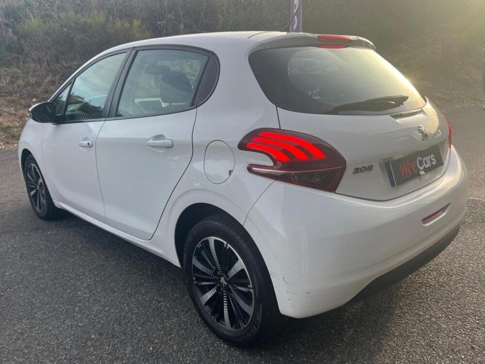 208 GENERATION-I 1.5 BLUEHDI 100 ACTIVE START-STOP / CLIM / CARP 2020 occasion 42170 Saint-Just-Saint-Rambert