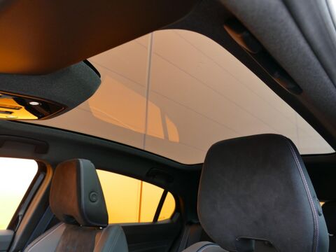 Rafale E-TECH 4X4 300 ATELIER ALPINE - BVA + TOIT SOLARBAY 2026 occasion 77090 Coll&eacute;gien