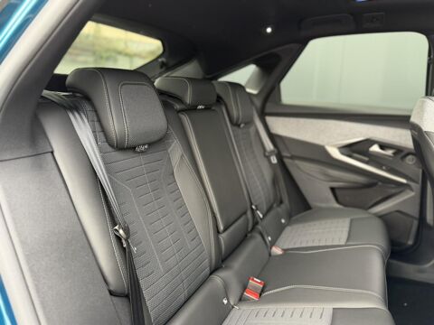 3008 Hybrid 145 e-DSC6 GT avec Toit ouvrant, Hifi Focal et Vision 2026 occasion 35300 Foug&egrave;res