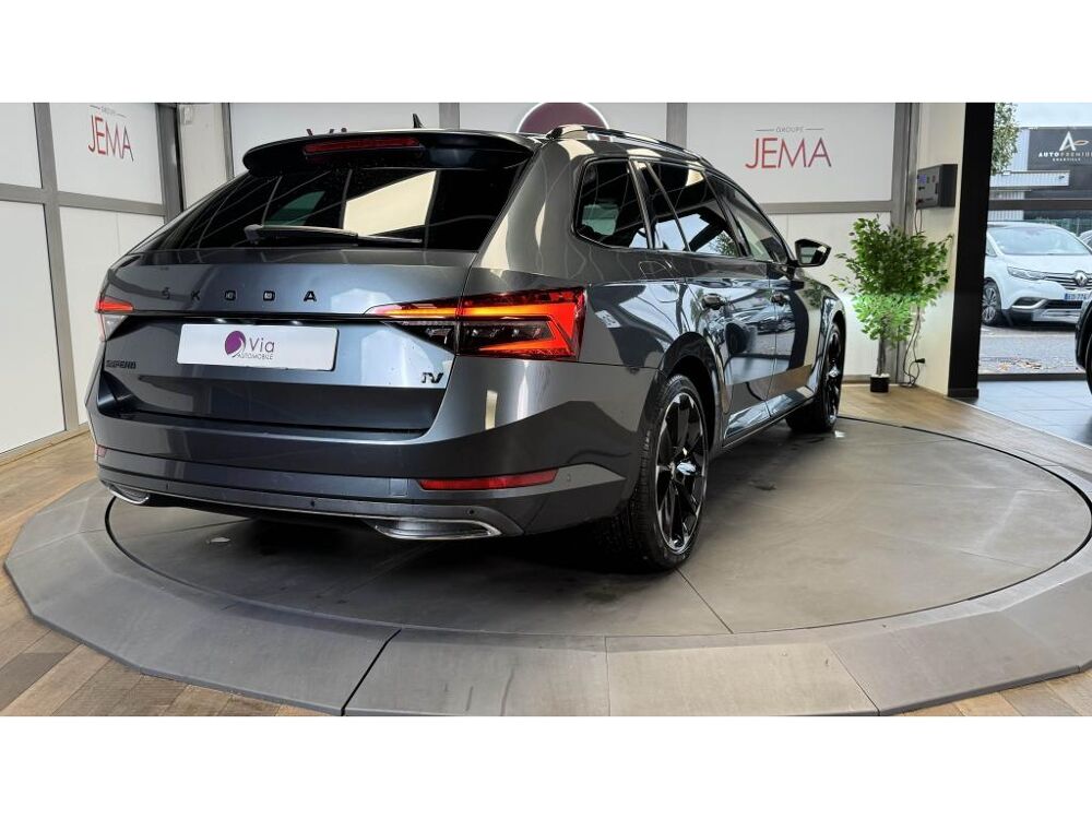 Superb Combi Sportline 1.4 TSI PHEV 218 - 2&egrave;me main - Entretien Com 2020 occasion 60740 Saint-Maximin