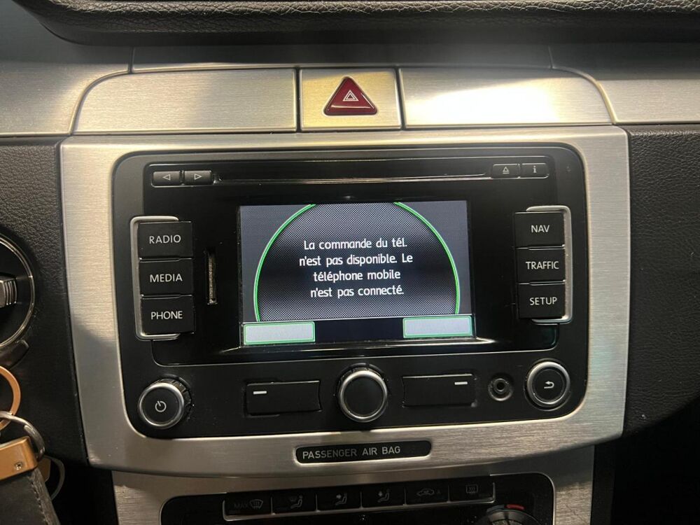 Passat 2.0 16V TDI BlueMotion - 140ch Carat - GARANTIE 6 MOIS MINIM 2011 occasion 33700 M&eacute;rignac