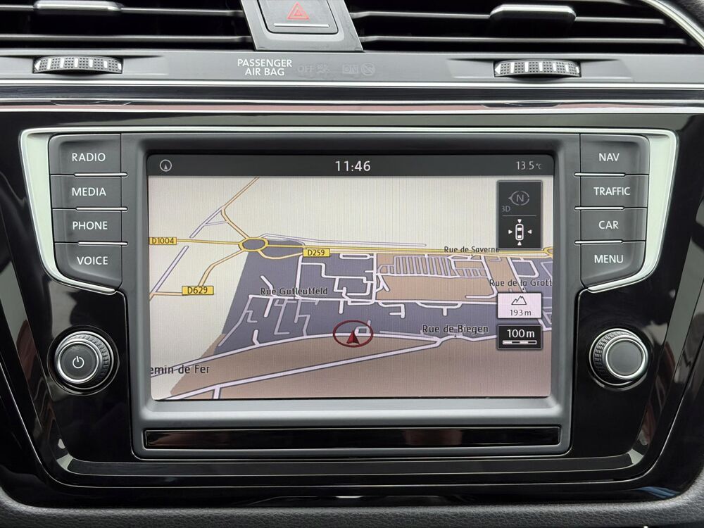Touran 2.0 TDI 150 DSG Carat 1&egrave;re Main Attelage Toit ouvrant Pack 2017 occasion 67440 Marmoutier
