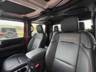 Divers Crew cab MOJAVE V6 3.6L Pentastar VVT 2021 occasion 91830 Le Coudray-Montceaux