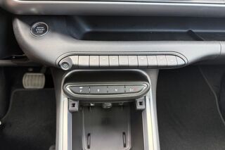 Avenger 1.2 TURBO T3 110 E-HYBRID SUMMIT BVR6 2026 occasion 38550 Clonas-sur-Var&egrave;ze