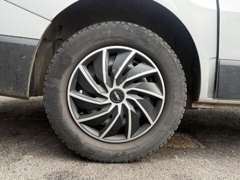 Trafic III L1H1 9 places - 1.6 l DCi - 120ch - Life Phase 1 2015 occasion 76710 Eslettes