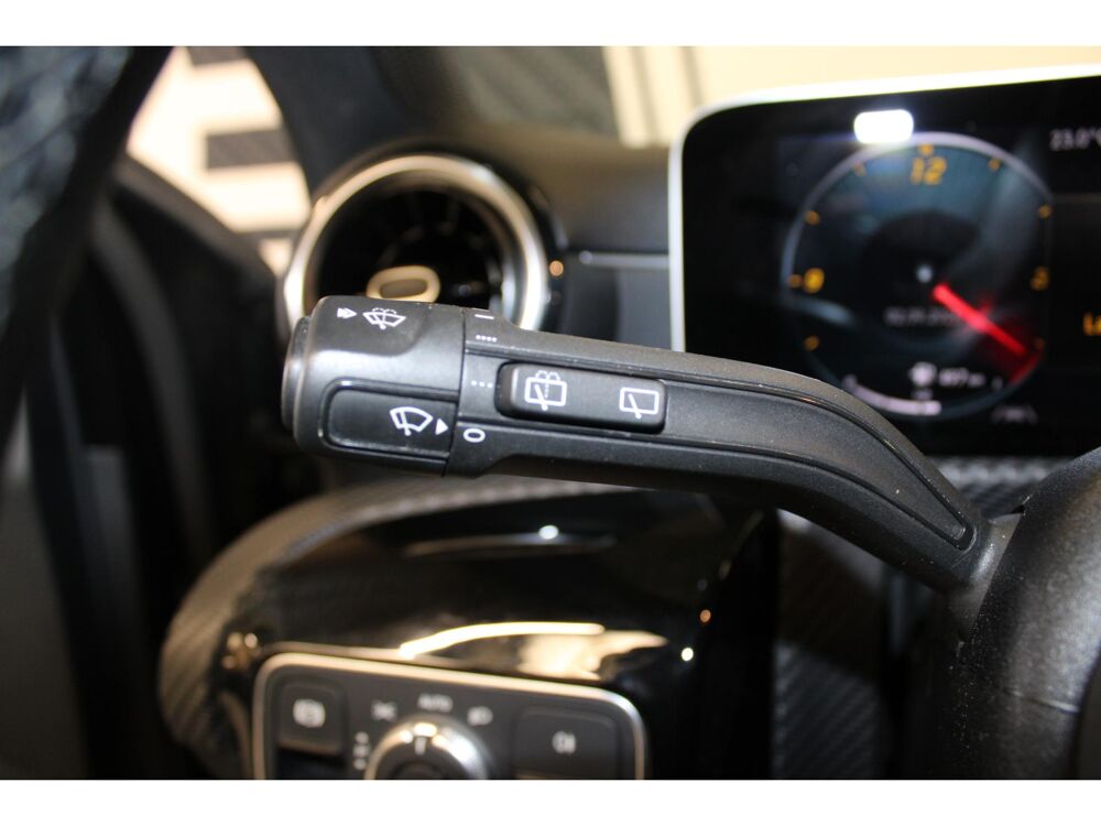 Classe A A160 Pack Sport Si&egrave;ges Chauffants Carplay Entretien Complet 2020 occasion 59493 Villeneuve-d'Ascq