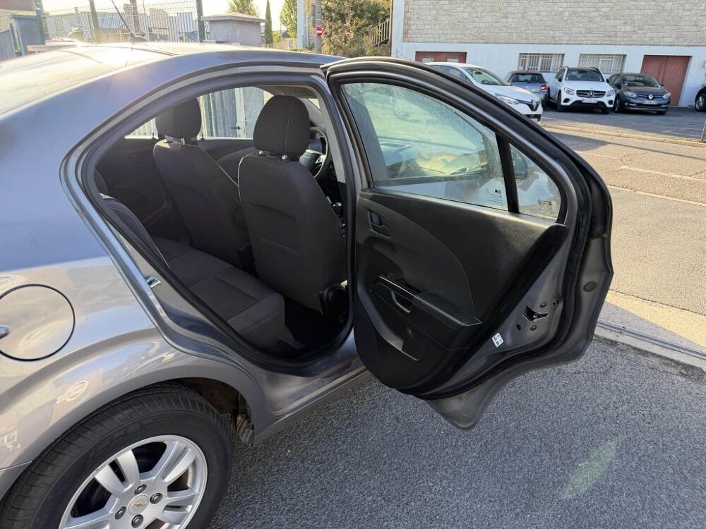 Aveo 1.2 - 86 LT clim + radar AR 2012 occasion 19100 Brive-la-Gaillarde
