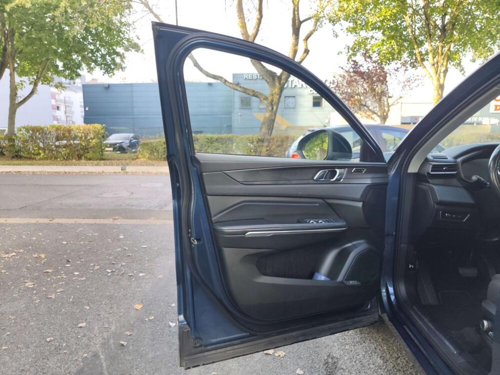 01 PHEV 1.5 - 261 - DCTH 7 SUV . PHASE 1 2022 occasion 77185 Lognes
