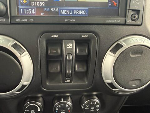 Wrangler 2.8 CRD 200CH Unlimited Sahara ATTELAGE + GPS + CLIM 2012 occasion 19100 Brive-la-Gaillarde